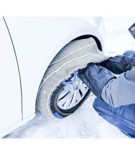Paire de chaussettes neige et glace fixation simple et rapide MICHELIN SOS EVO Grip 1 Paire de chaussettes neige et glace fixation simple et rapide MICHELIN SOS EVO Grip 1