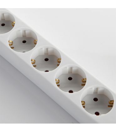 Multiprise avec interrupteur 3 fiches et 2 ports usb avec câble 3x1,5 1,4 mètres alyco ALYCO 199433