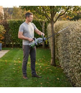 Taille-haies à batterie 56V lamier 65cm diamètre de coupe de 33mm vendu nu Ego Power+ HT6510E
