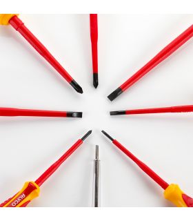 Set 8 tournevis isolés avec carton ALYCO 119341