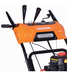 Fraise à neige thermique 6,5cv démarrage électrique largeur 66cm Villager VST70 Fraise à neige thermique 6,5cv démarrage électrique largeur 66cm Villager VST70