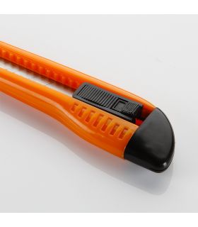 Cutter lame fragmentable 18 mm avec guide plastique alyco orange ALYCO 195625
