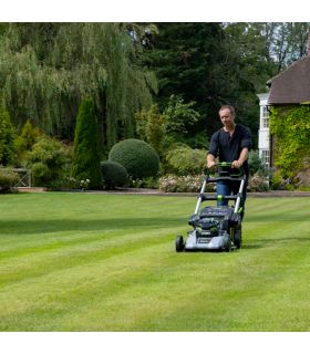 Tondeuse autotractée EGO 55 cm, idéale pour 2000 m², sans batterie ni chargeur - LM2230E-SP