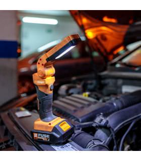 Lampe d’inspection sur batterie rechargeable électrique 18V pliante et tournante 180° avec batterie et chargeur Fuse VLN 9120.