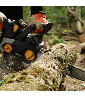 Pack tronçonneuse à batterie 40V guide Oregon 35 cm batterie 4Ah chargeur Texas CSX4000 Pack tronçonneuse à batterie 40V guide Oregon 35 cm batterie 4Ah chargeur Texas CSX4000