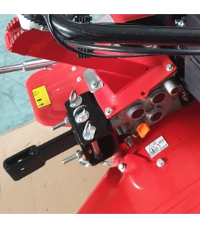 Motobineuse thermique 5,6cv 212cc euro 5 2 vitesses AV 1 AR largeur travail 105cm LEA LE4212-105DW Motobineuse thermique 5,6cv 212cc euro 5 2 vitesses AV 1 AR largeur travail 105cm LEA LE4212-105DW