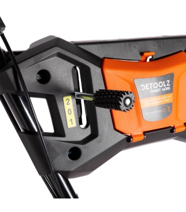 Motoculteur thermique 8,5 Cv 2AV -1AR roues agraires Fermier DZ-M126