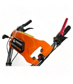 Motoculteur thermique à traction 212cm3, largeur de travail jusqu'à 130cm, 2 vitesses AV/1 AR, guidon ajustable - DAEWOO Motoculteur thermique à traction 212cm3, largeur de travail jusqu'à 130cm, 2 vitesses AV/1 AR, guidon ajustable - DAEWOO