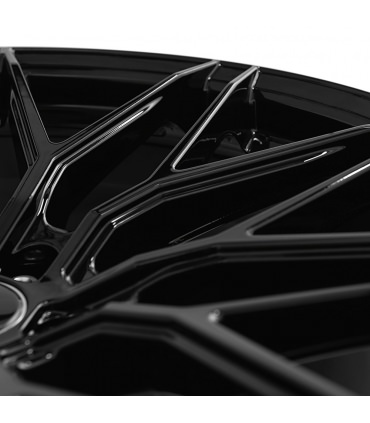 Jante DOTZ  Suzuka black 8,5x19  5-108  ET45  P70,1