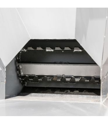 Broyeur thermique GRIN 150mm, moteur HONDA 690cc, attelage remorque - BIOCH150-ROAD