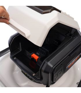 Tondeuse sans fil 62V DAEWOO, lame 56 cm, batterie 8Ah et chargeur - DALLM62-22SP-K1