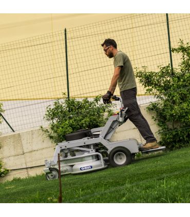 Plateforme Stand-On pour tondeuse autoportée Grin – posture debout – ASM-0175