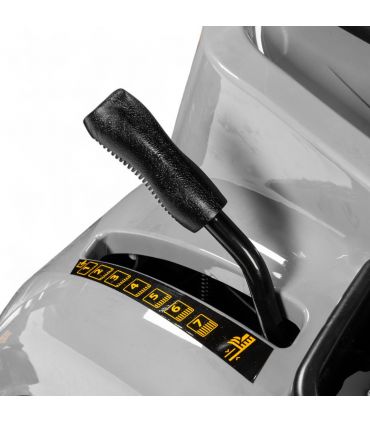 Tondeuse autoportée 102 cm avec bac 245 L et transmission hydrostatique - TEXAS TTC102H