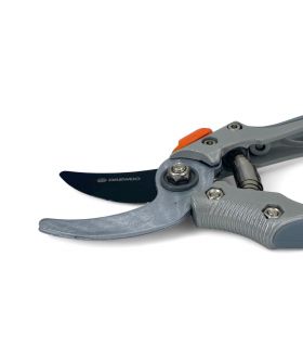 Sécateur à coupe franche 15 mm, lames en acier traité - DAEWOO DAHW-ABPR8 Sécateur à coupe franche 15 mm, lames en acier traité - DAEWOO DAHW-ABPR8
